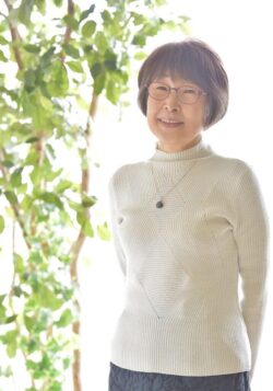 渡辺富美子（わたなべとみこ）先生